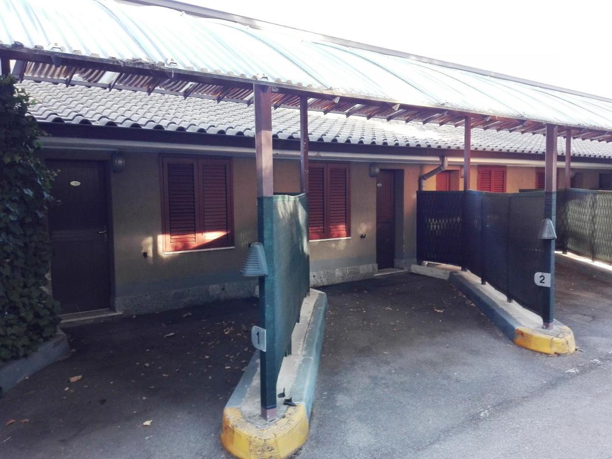 Hotel Motel Est Peschiera Borromeo Exteriér fotografie